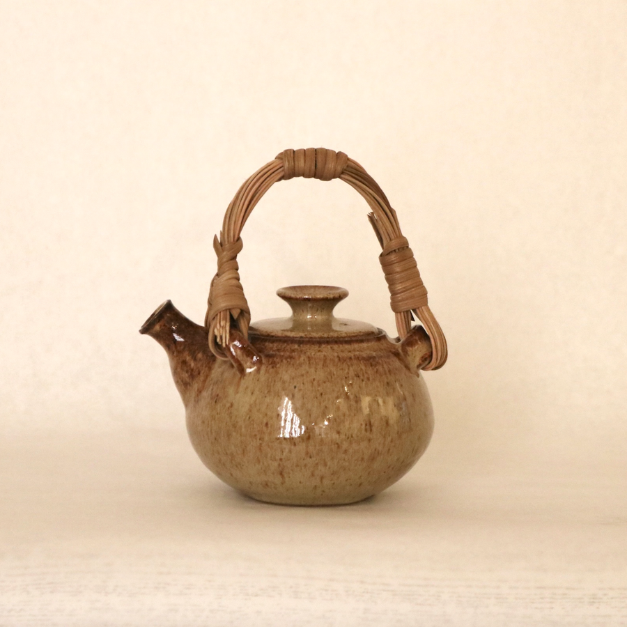 Rusted Fungi Teapot with Reed Handle