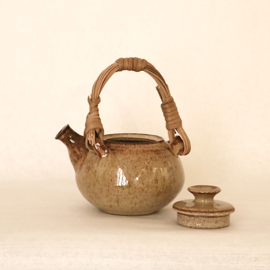 Rusted Fungi Teapot with Reed Handle