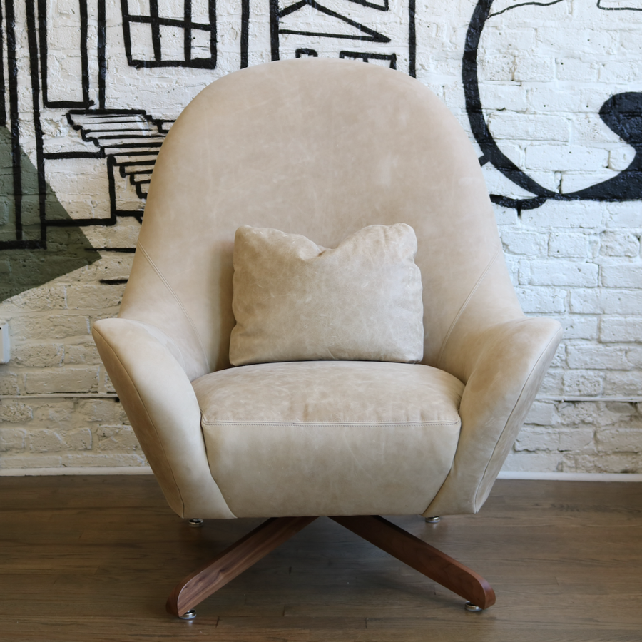 Verellen Lutz Wing Swivel Chair